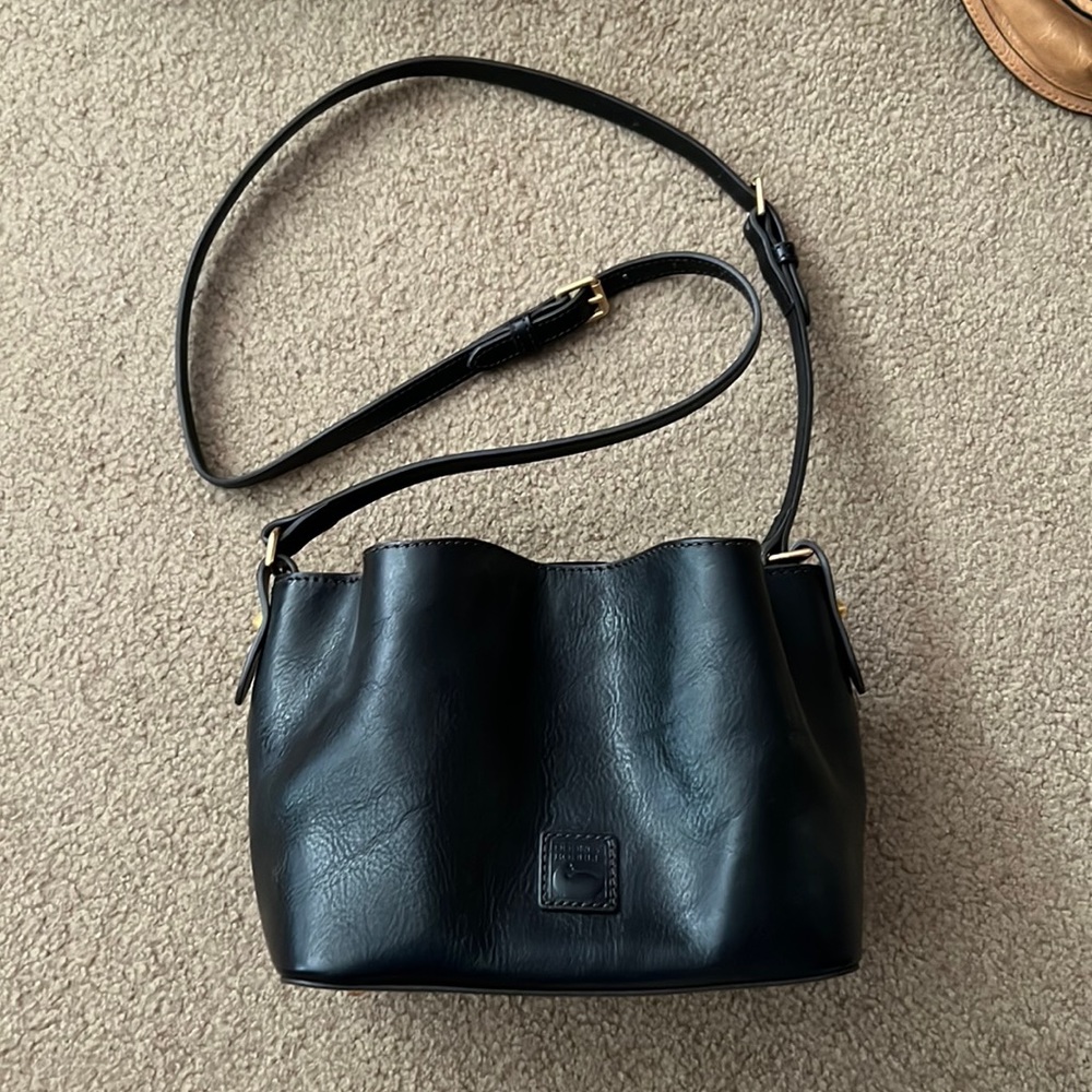 Dooney and Bourke black crossbody; very gently used, like new